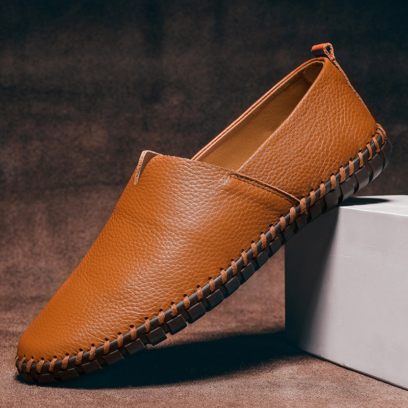 Hållbara herrloafers i tidlös design. Kvalitetsskor som håller länge och ger optimal komfort för alla tillfällen.