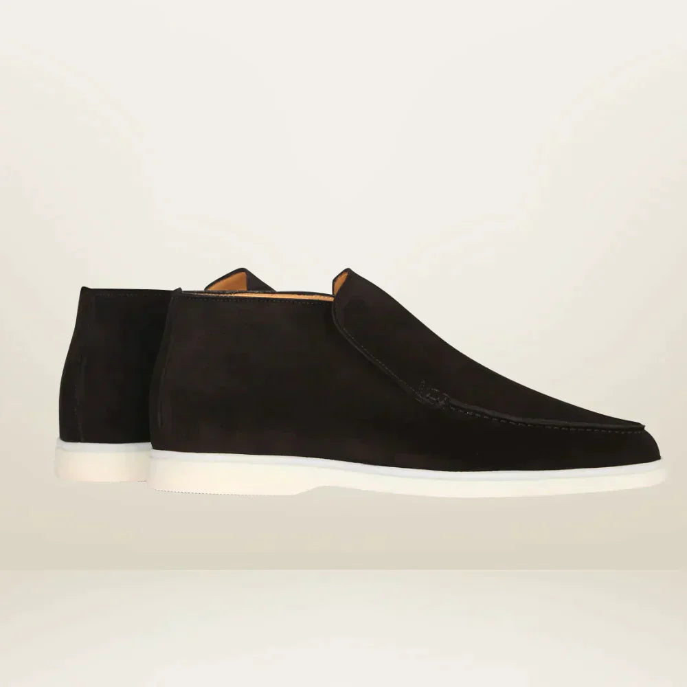 Trendiga herrloafers, mångsidiga slip-on skor som lyfter din stil, perfekt för modern man under alla säsonger.