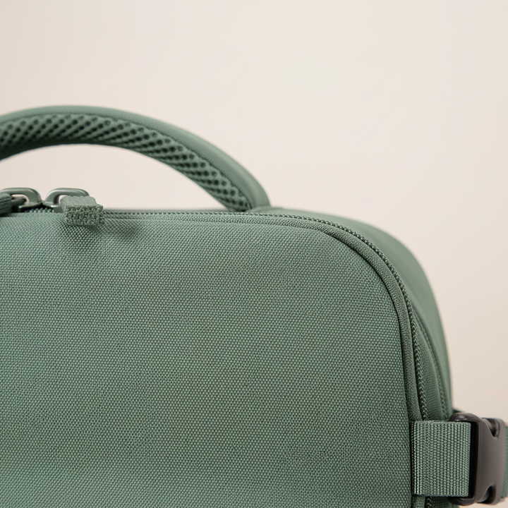 Unisex kabinryggsäck CabinMate, en smidig & stilren ryggsäck för handbagage och resor. Mycket organiserad.