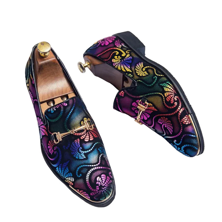 Färgglada slip-on loafers för män, perfekta som sommarskor med stil. Bekväma vardags- & festskor.