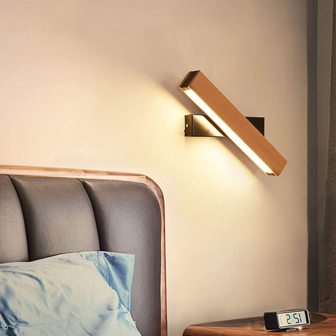 Modern LED-väggbelysning, 360° vridbar. Perfekt för läsning eller stämningsljus.