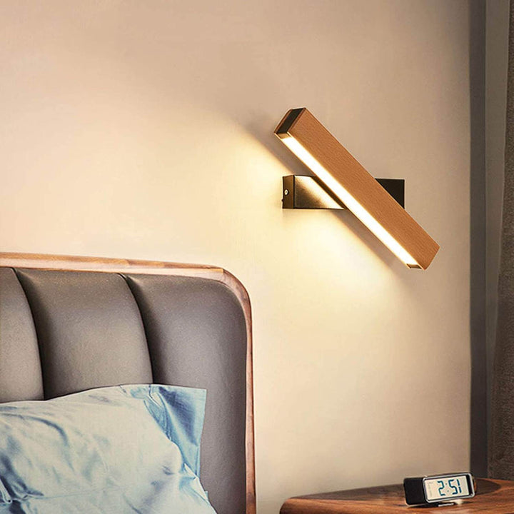 Modern LED-väggbelysning, 360° vridbar. Perfekt för läsning eller stämningsljus.