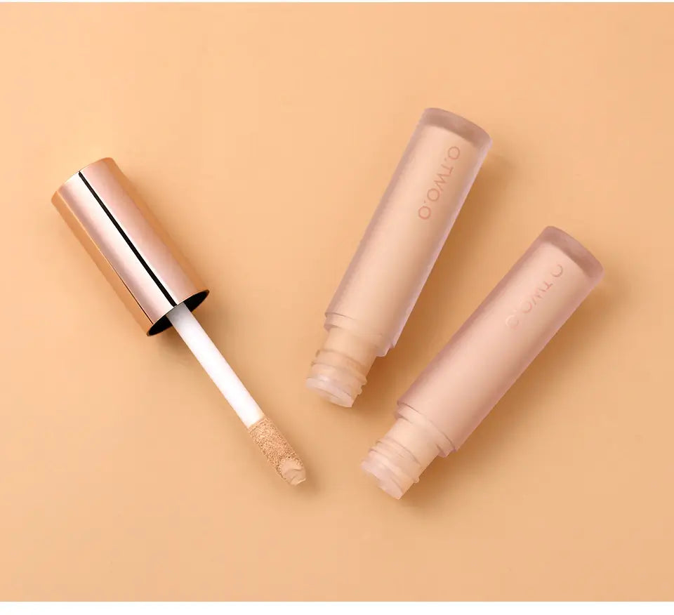 Långvarig matt flytande concealer. Ger felfri täckning och en naturlig finish för strålande hud hela dagen.