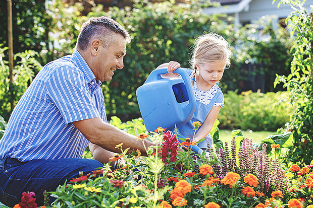 Näringslösning 30 ml som garanterar frodig växttillväxt, imponerande blomning & robusta rötter.
