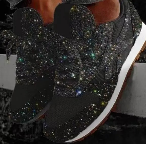 Stilrena glittrande sneakers för kvinnor, perfekta som festskor eller bekväma vardagsskor.