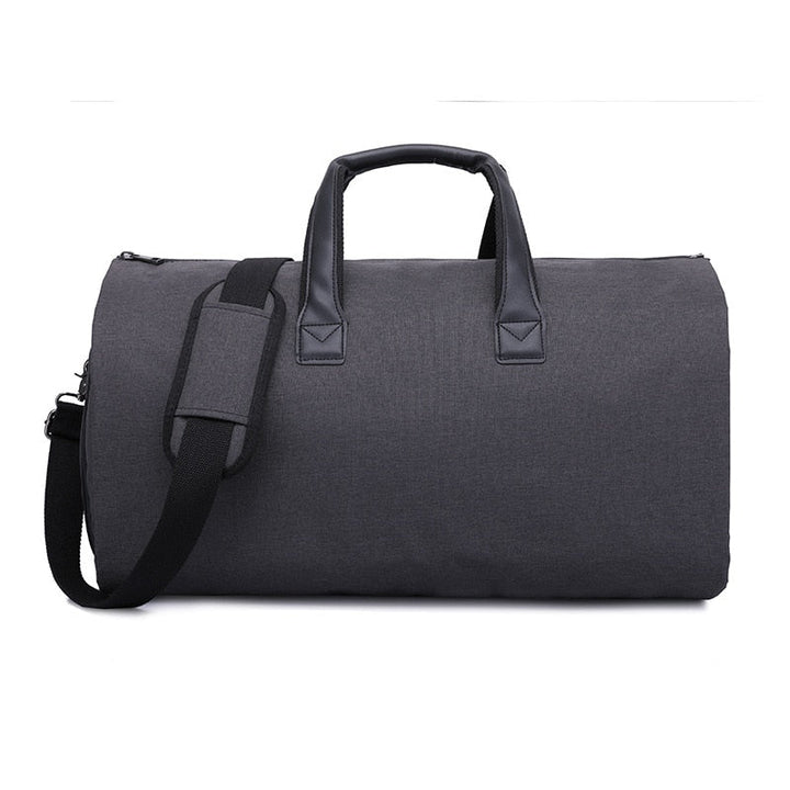 Stilren svart dufflebag med skrynkelfri funktion, idealisk för organiserad affärsresa. Handbagage.
