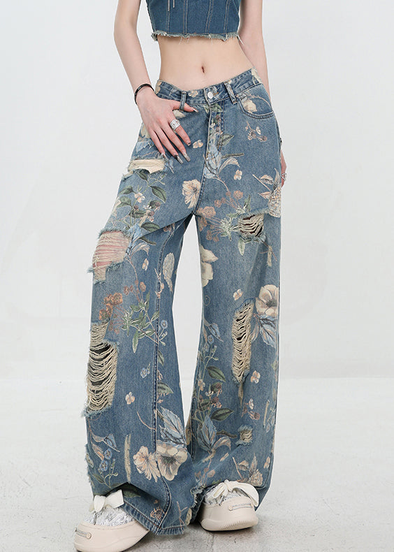 Modekläder: Högmidjade jeans med blåtryck, trendig sommarstil för kvinnor.