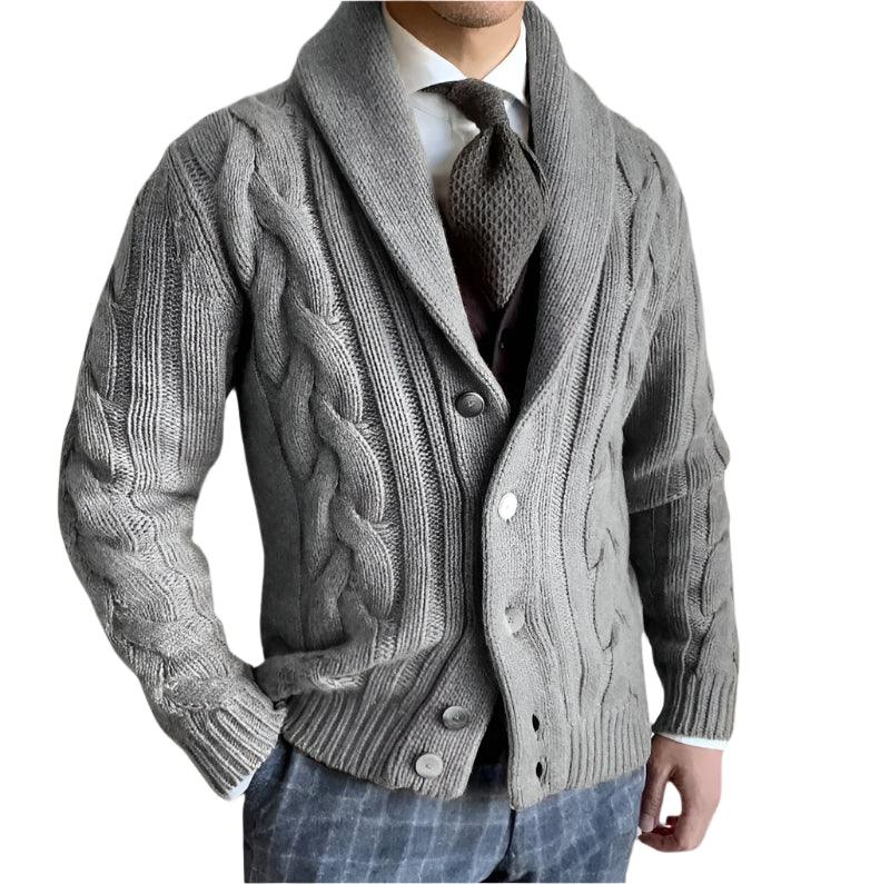 Fullängdsbild av en stilren, stickad herrcardigan. Mångsidig jacka för komfort & elegans.