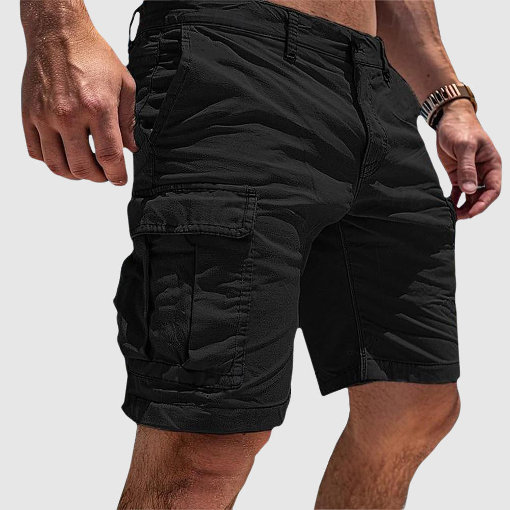 Herr cargo shorts, beige, rymliga fickor, andningsbart tyg för utomhusäventyr, komfort och stil under varma dagar.