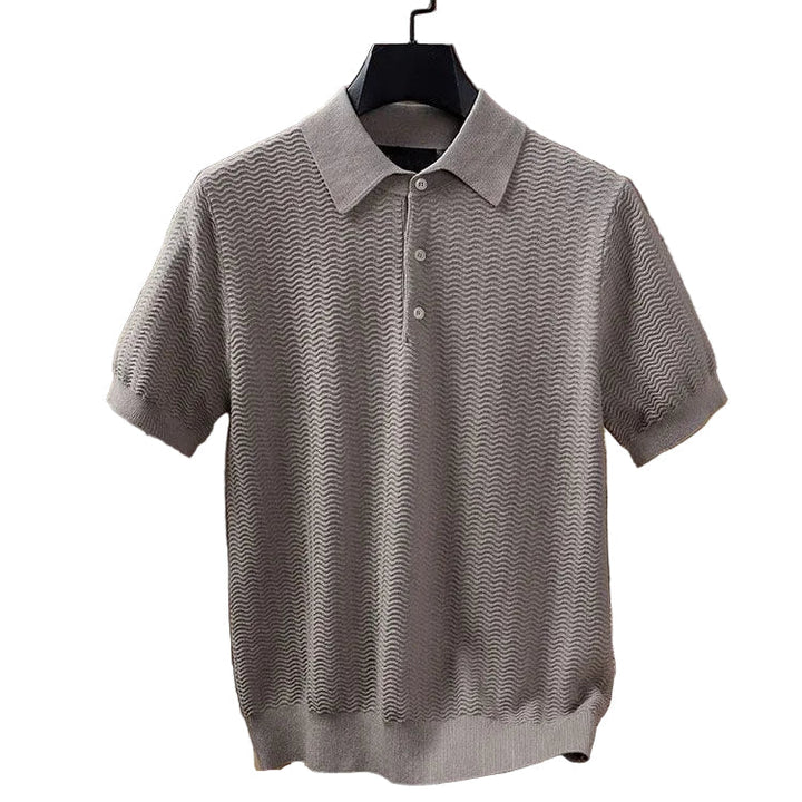 Herr klassisk pikétröja i bomull, tidlös stil för smart casual och sommar.