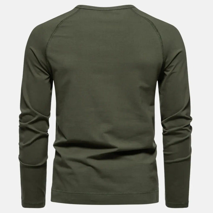 Bekväm herr overshirt, perfekt som lagerplagg. En modern herrskjorta med knappstängning.