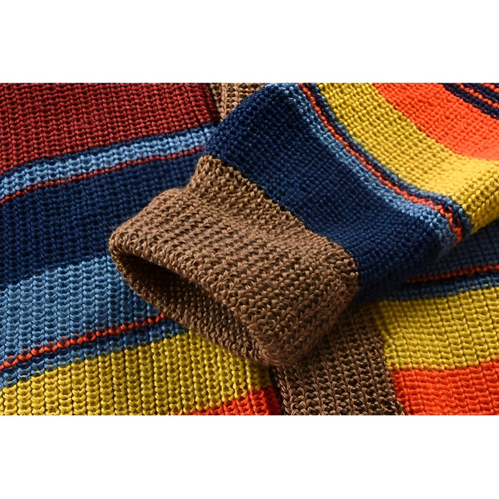 Detaljbild av herr retro cardigan med färgblock, sjalkrage och knappslå, visar textur och design.