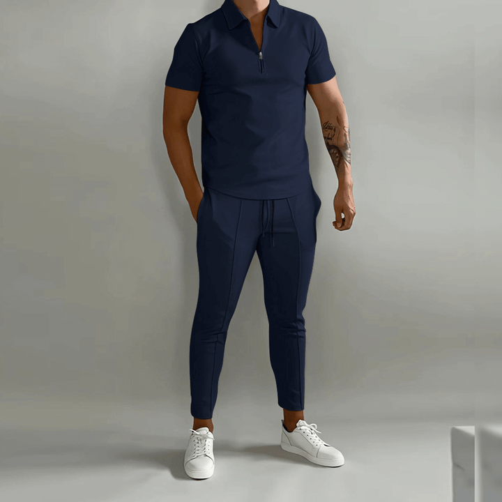 Herr slim fit joggingdräkt med halv dragkedja, perfekt för träning & fritid. Modern stil och bekväma sportkläder.