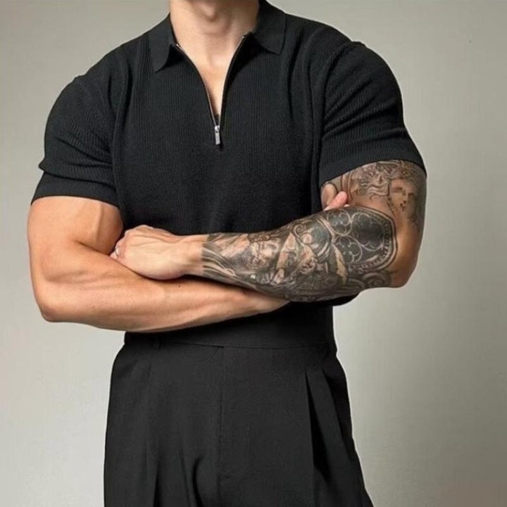 Modern herr slim fit muskeltröja med dragkedja. Mångsidig sporttopp för aktivitetskläder och vardagsbruk.