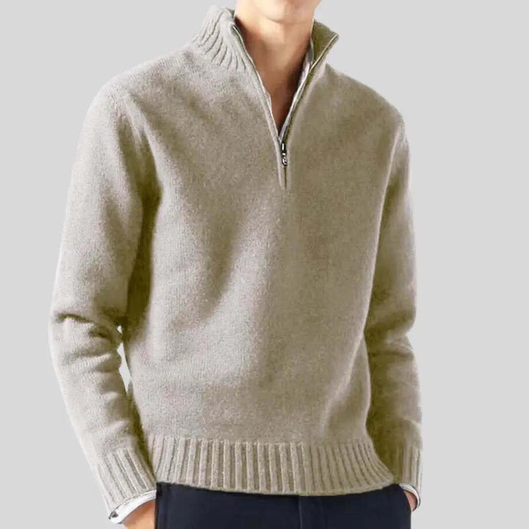 Klassisk men modern herr pullover med halv-zip och bröstficka. Ultimata komforten.