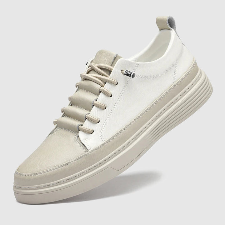 Mångsidiga slip-on sneakers herr, tidlös stil och enkel komfort för alla tillfällen.