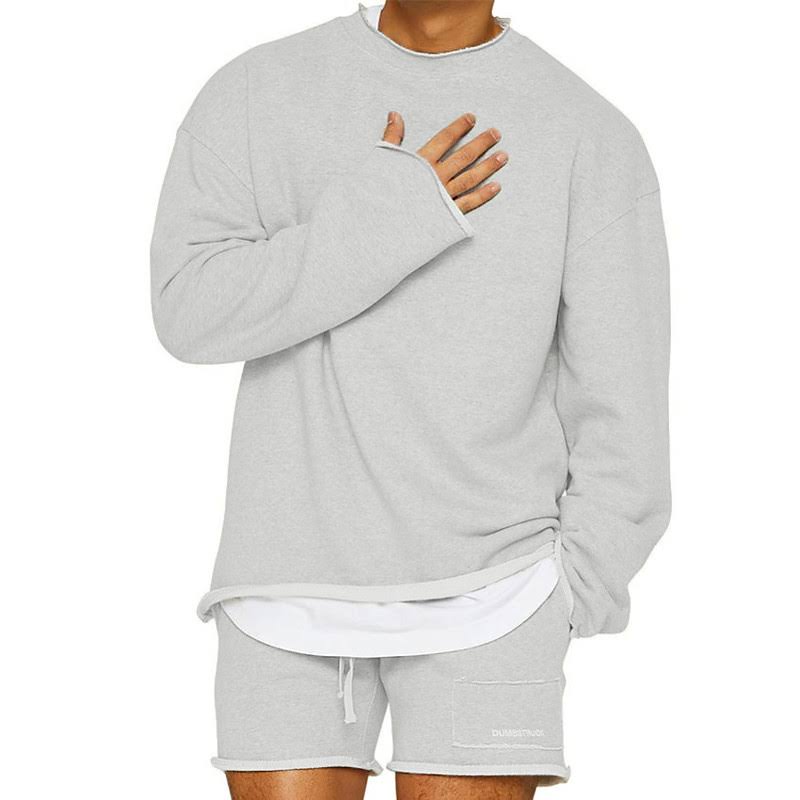 Trendig herr sweatshirt, rundhalsad. Perfekt för avslappnad vardagsstil och mode.