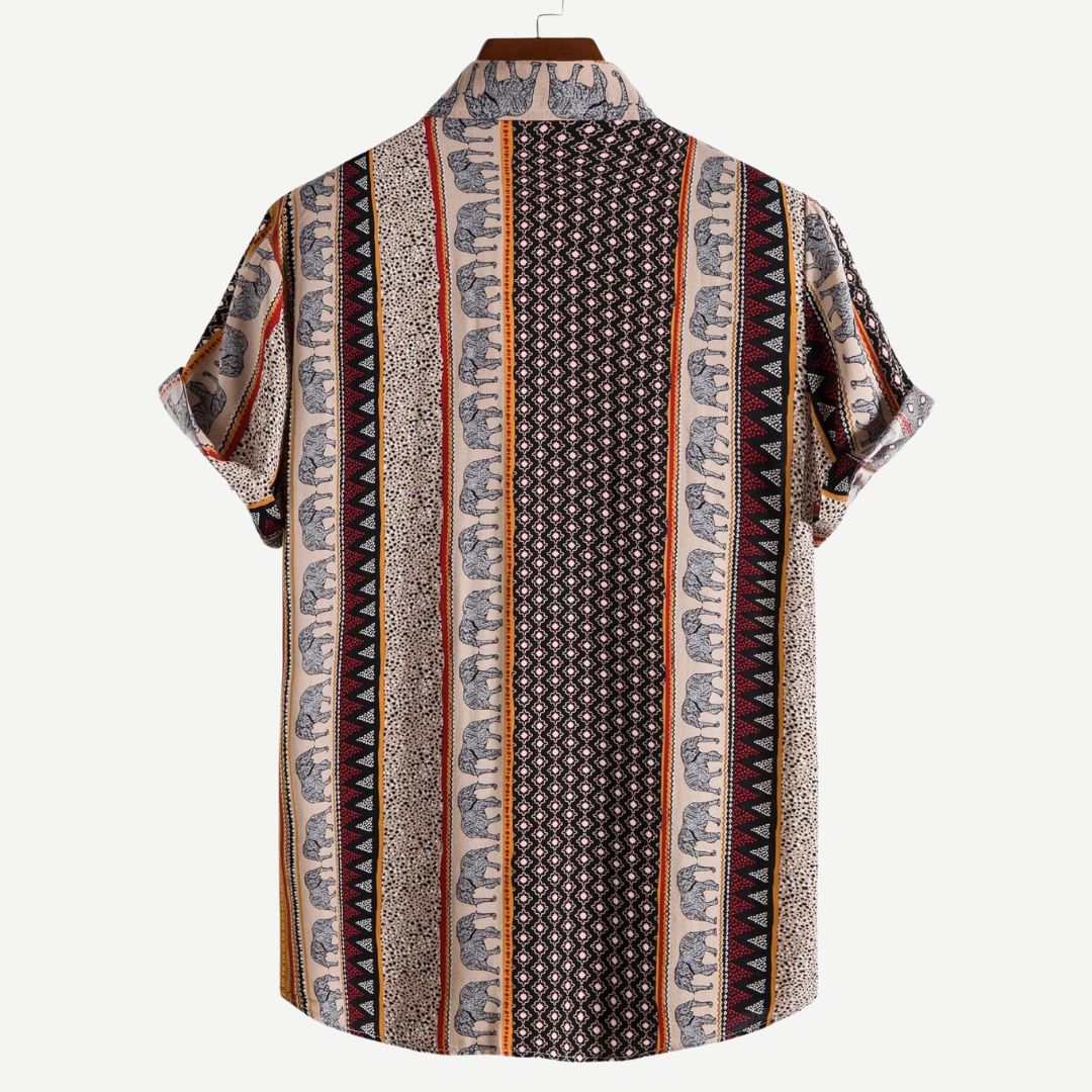 Bekväm herr t-shirt med geometrisk elefant i mörkgrönt, idealisk för varma dagar