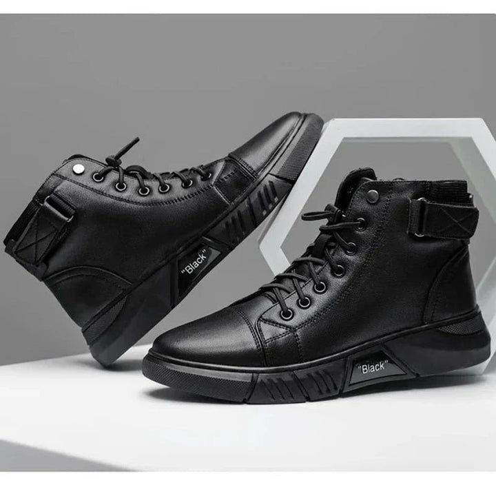 Trendiga Herr Urban Streetwear sneakers, sida, med detaljerad textil och robust sula för urban stil.