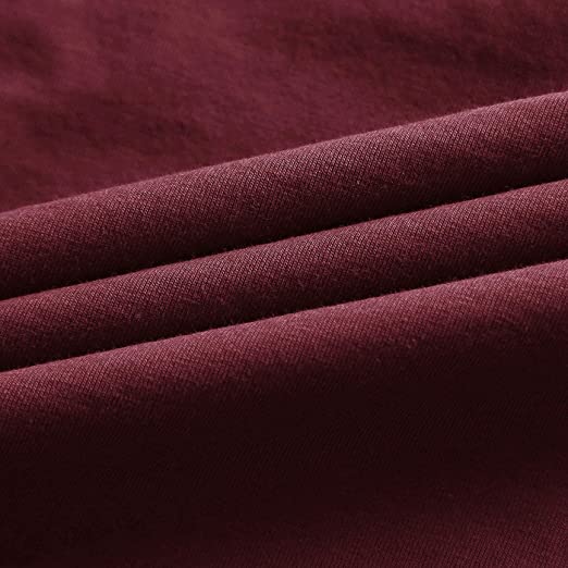 Bekväm herr t-shirt, V-hals. Enfärgad kortärmad slim fit för en stilren vardagsstil.