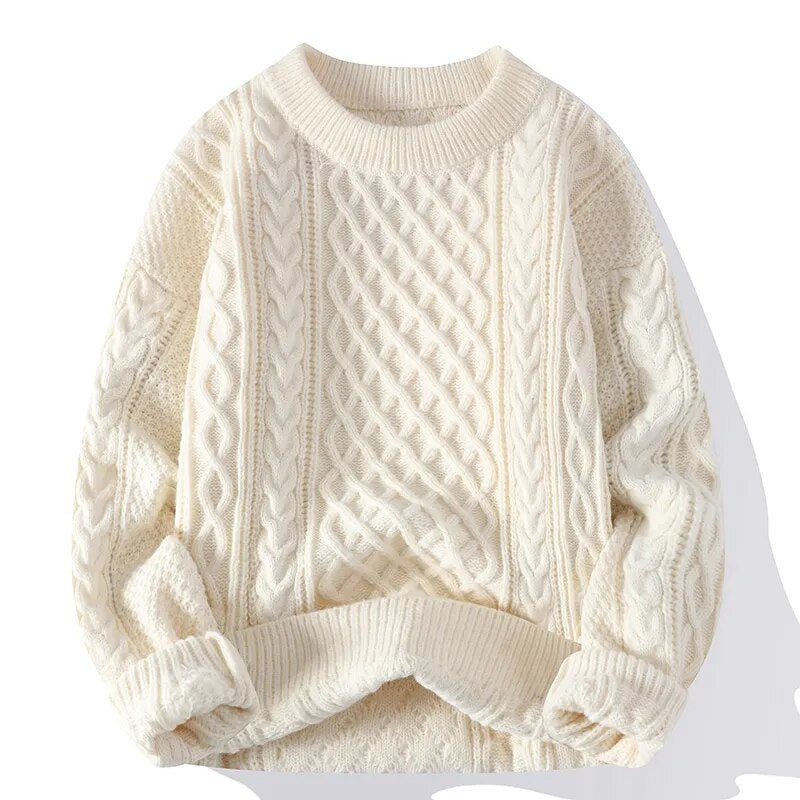 Klassisk komfort i denna herr vintage tröja med rund hals. Stickad för avslappnad retro stil och vinter.