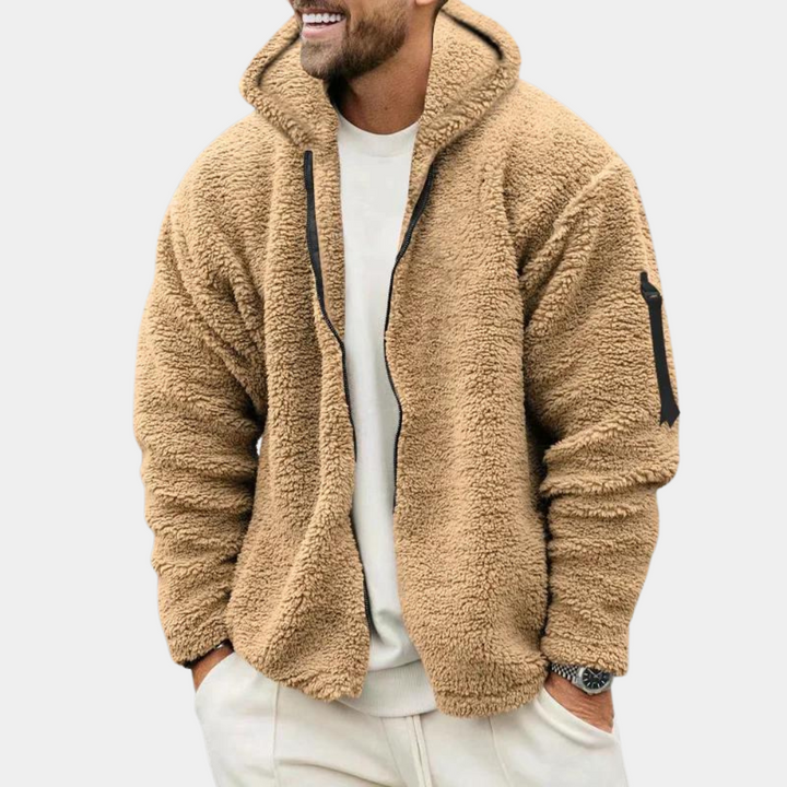 Varm herrhoodie i mjukt tyg, idealisk vintertröja för bekväm och casual stil.