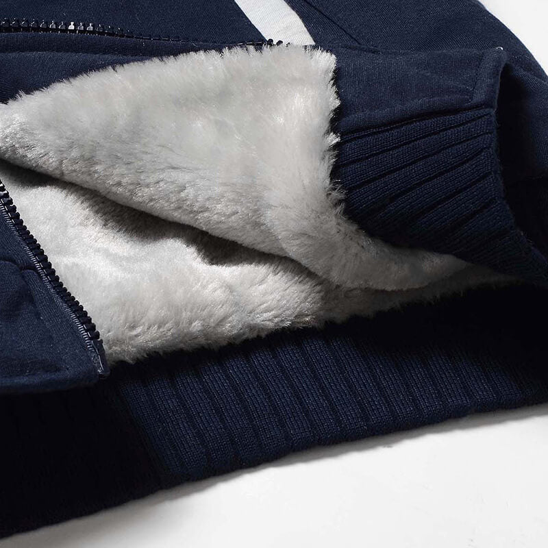 Herrjacka med fleece och huva, designad för att hålla värmen effektivt under vintern
