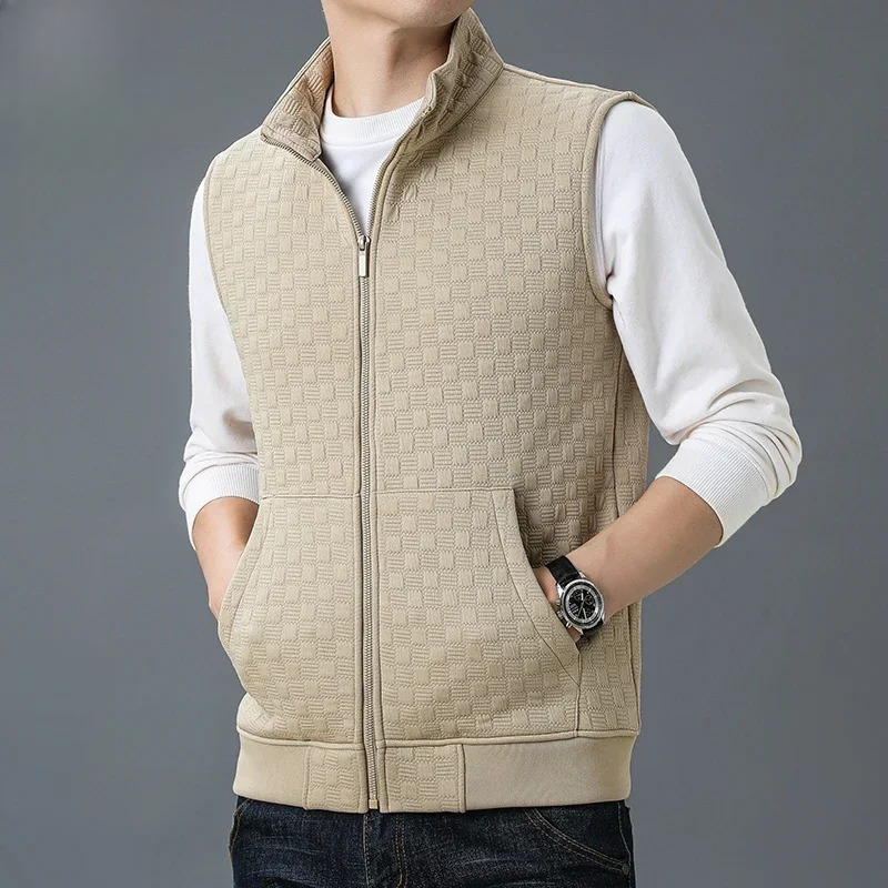 Bekväm Herr Zip Vest Aktiv Stil i rörelse, perfekt för aktiv fritid och utomhusaktiviteter.