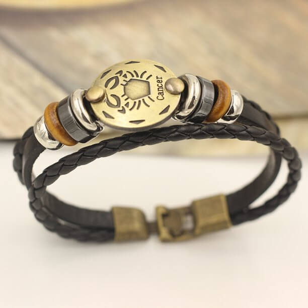 Personligt konstläderarmband med zodiak-motiv för män, en perfekt presentidé. Charmarmband.