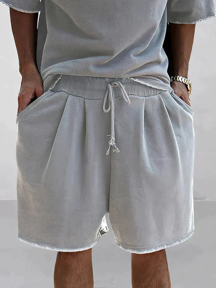 Svart herrars oversized set med mjukt tyg. Idealiskt för komfort och stil under vardagen.