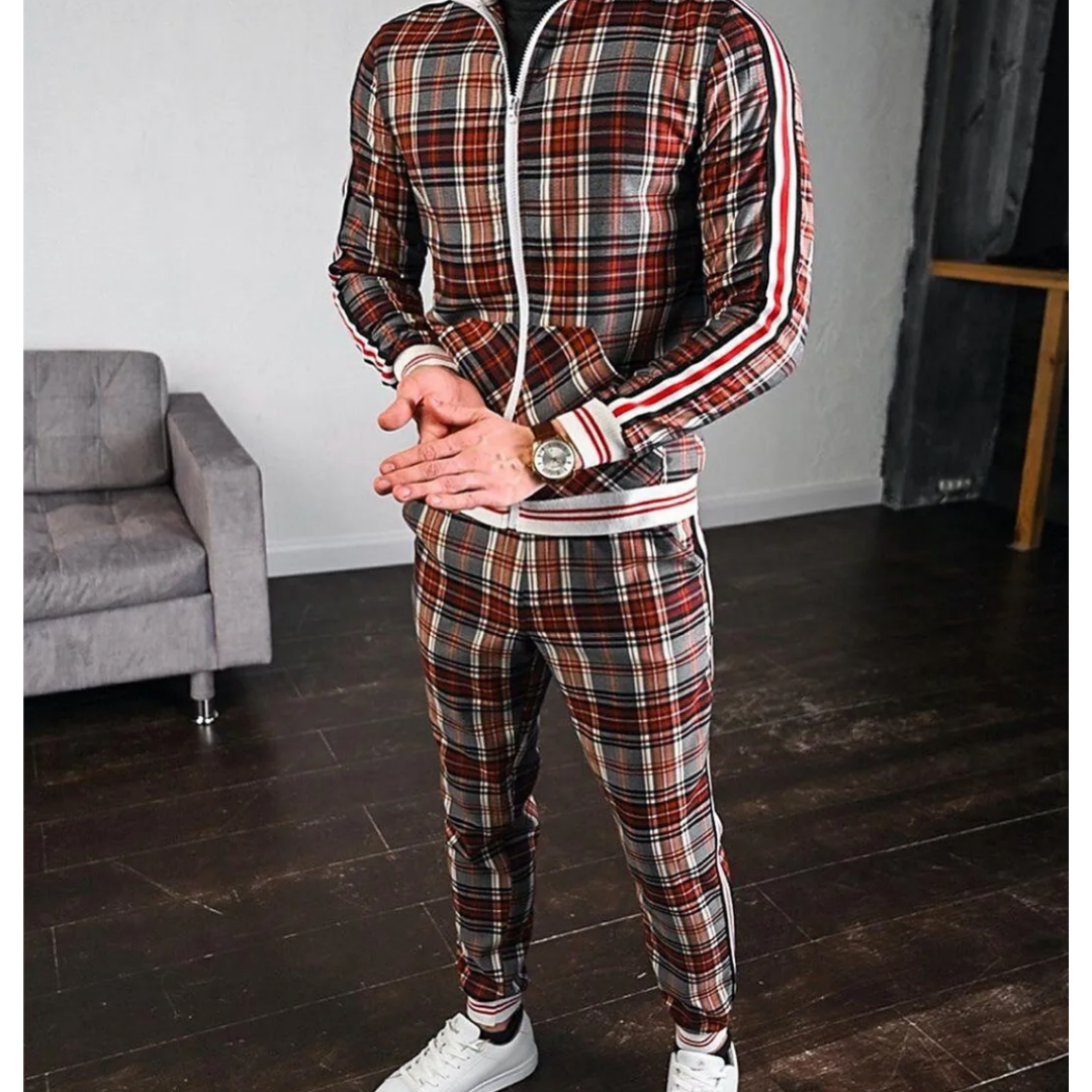 Herrars moderna rutiga joggingdräkt. Bekväm och stilren fritidsklädsel för en sportig look.