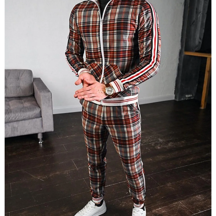 Herrars moderna rutiga joggingdräkt. Bekväm och stilren fritidsklädsel för en sportig look.