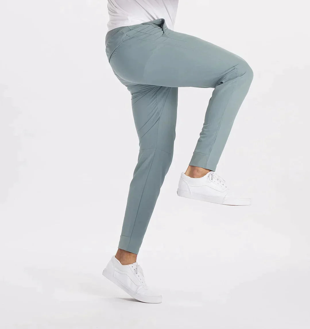Eleganta bomullsbyxor för herrar, inspirerade av italienskt mode och komfort.