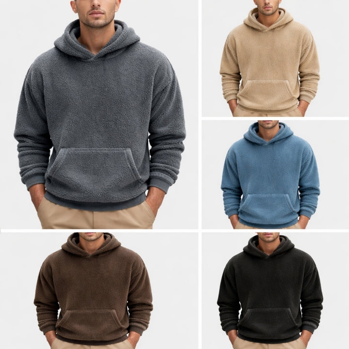Herrfleecehoodie för en avslappnad och stilren look, med fokus på komfort hela dagen.