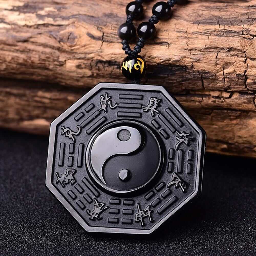 Obsidianhalsband Yin Yang, för healing, lycka & feng shui, ett stilrent herrsmycke.
