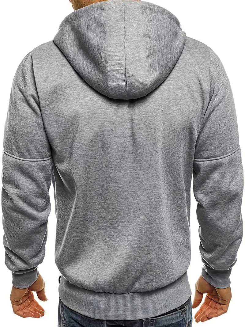 Herrhoodie i modern design, perfekt för träningskläder eller casual användning.
