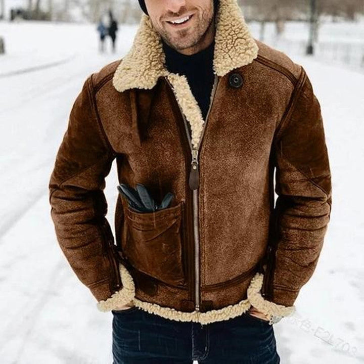 Svart herrjacka med slimmad passform i elegant läder, ett trendigt ytterplagg med fickor för höst/vår.