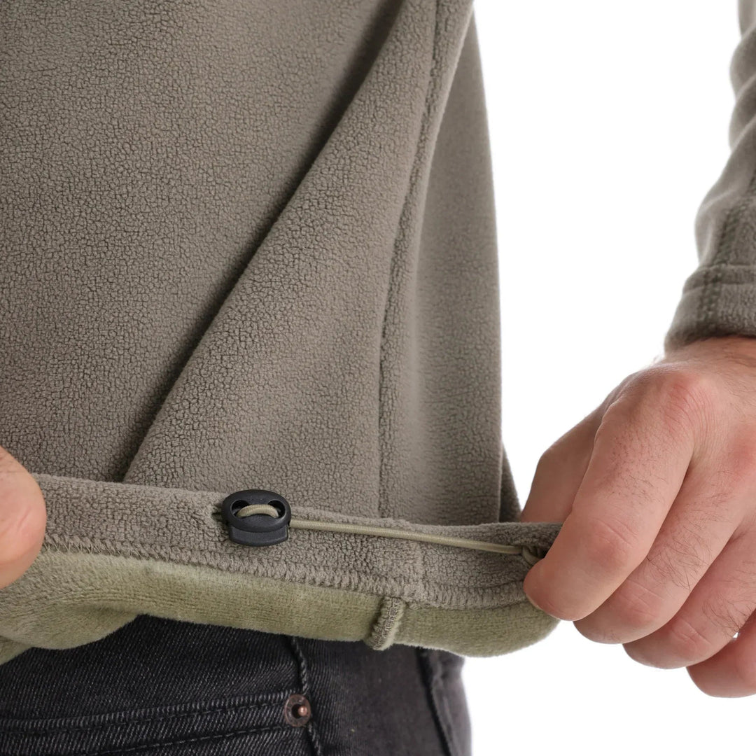 Elegant herrjacka med fullängds-zip. Snygg smalpassform för en modern och stilfull look.