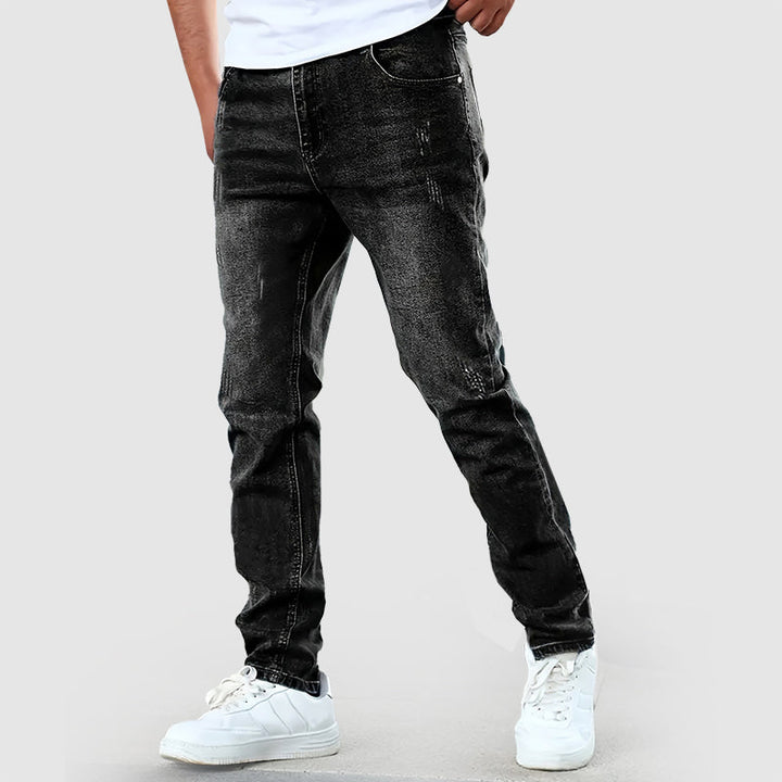 Klassiska blå herrjeans med rakt ben, tidlös design för den moderna mannen.