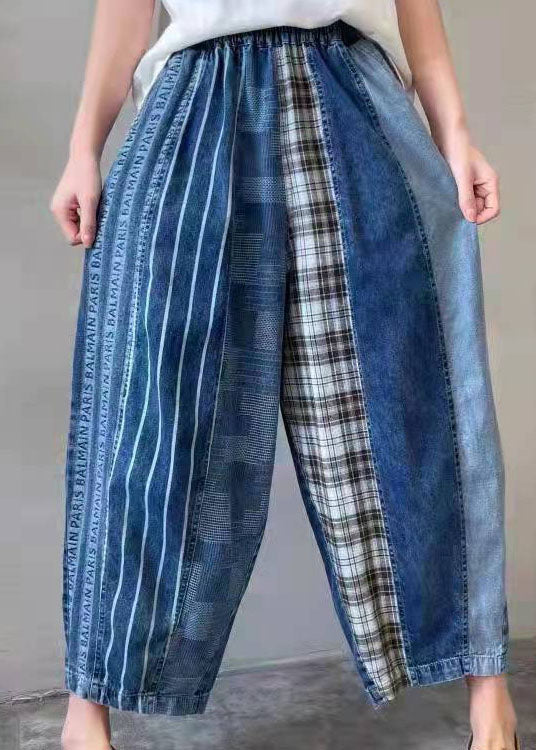 Stilrena denimbyxor för herr med modern patchwork, ger en avslappnad känsla och komfort.