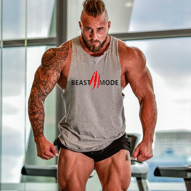 Sommarkläder: Casual herrlinne 'Beast Mode'. Ett tryckt linne för både träning & fritid.