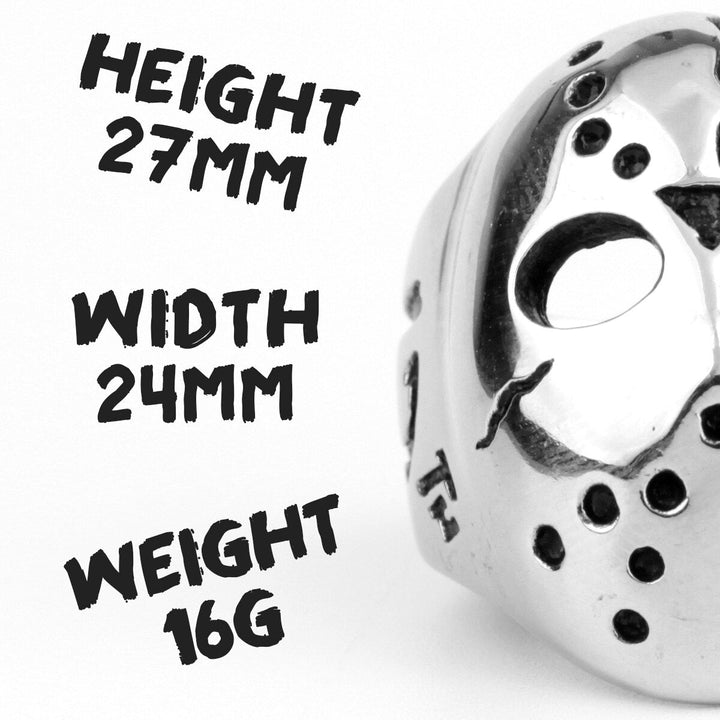 Slitstark herrring i rostfritt stål med ikonisk Jasonmask design, perfekt för Fredag 13 fans.