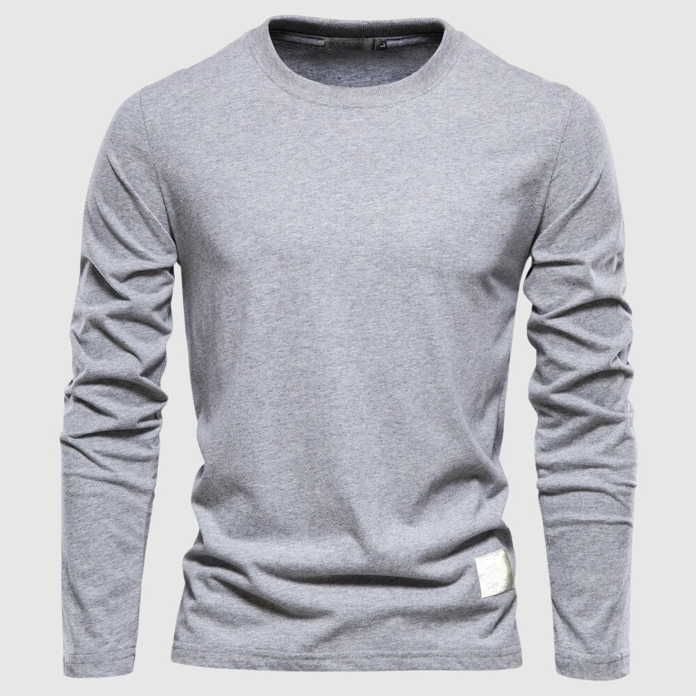 Mångsidig herrskjorta för män, kombinerar klassisk design med modern känsla. Idealisk för vår & höst.