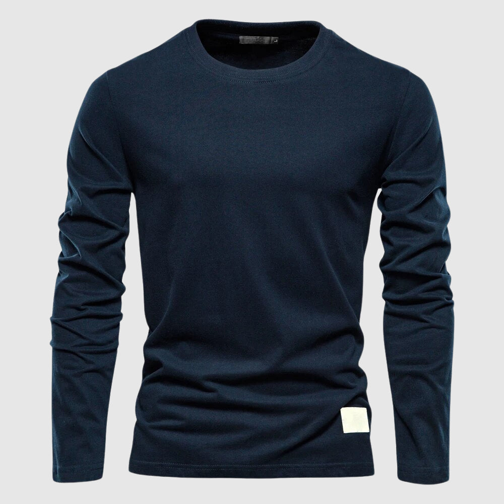 Herrskjorta med tidlös elegans. Passar utmärkt för business casual, kontoret eller en snygg vardagsoutfit.
