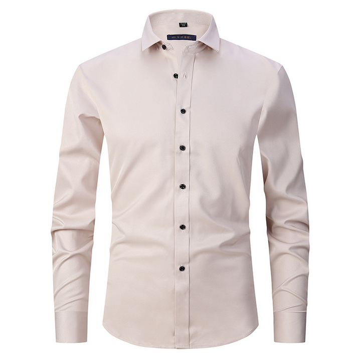 Bekväm herrskjorta slim fit, stretchig för flexibilitet. Passar utmärkt som fritidsskjorta.