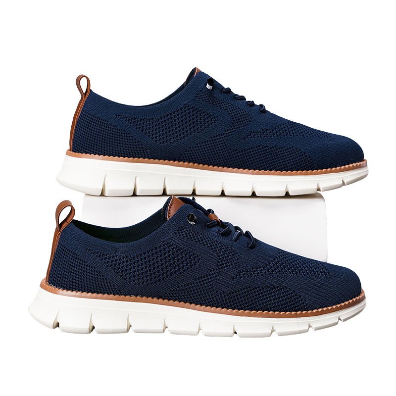 Herrskor: Blå, andningsbara casual sneakers i mesh och EVA, perfekt för vardagsbruk. Lätta och bekväma.