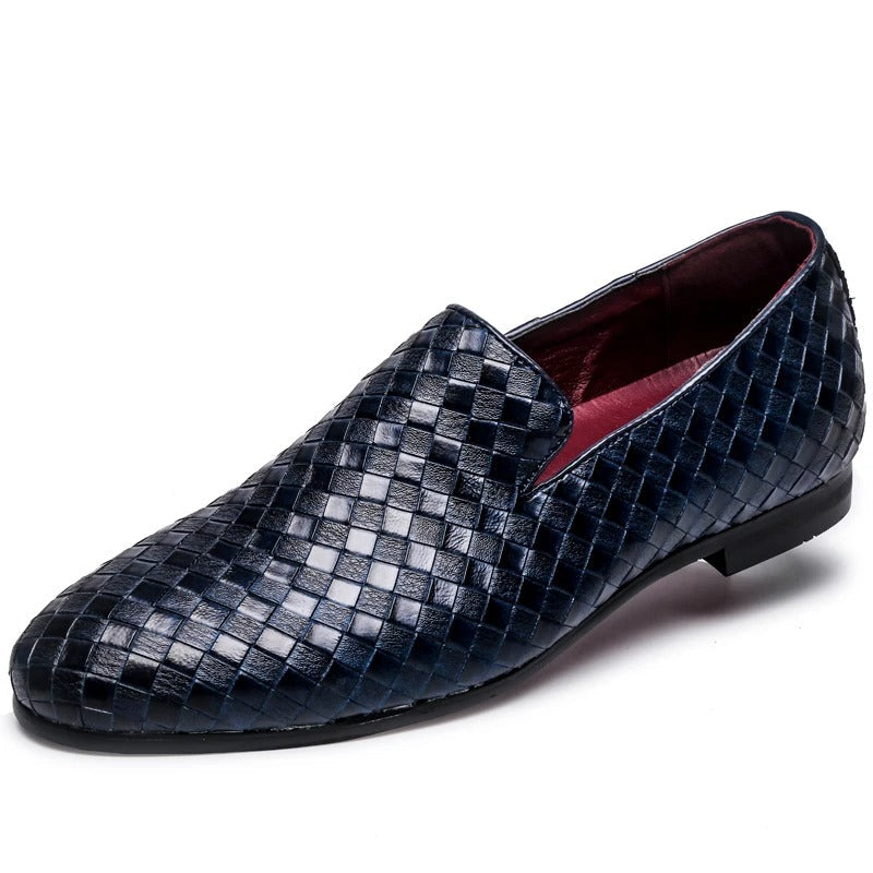 Herrskor: Eleganta vävda loafers. Bekväma slip-on skor för män, perfekta som vardagsskor.
