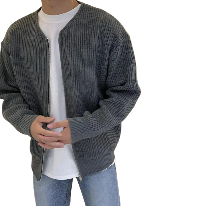 Herrsportoverall i blått för träning och fritid. Bekväm modern design, perfekt för aktiv livsstil och vardagskläder.