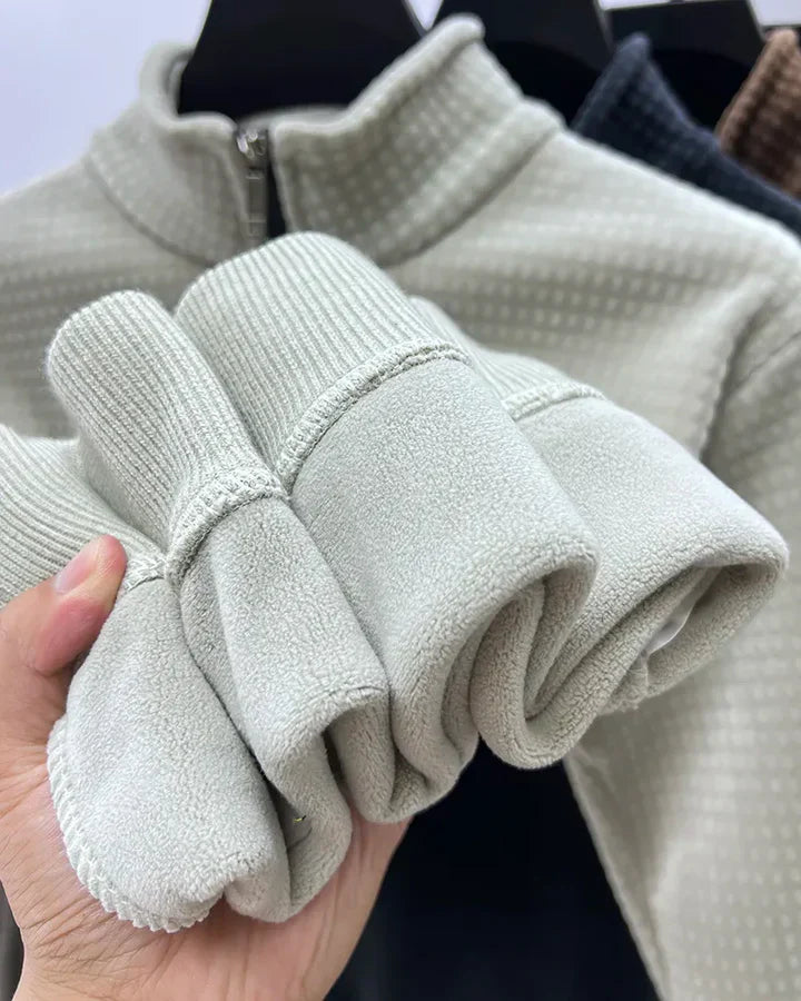 Mångsidig halvzip herrtröja, perfekt för både fritid och en dressad look under vintern.