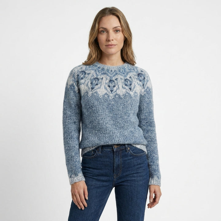 Mönstrad herrtröja med unikt geometriskt design, idealisk för en bekväm och stilfull vardagslook. Vintermode.
